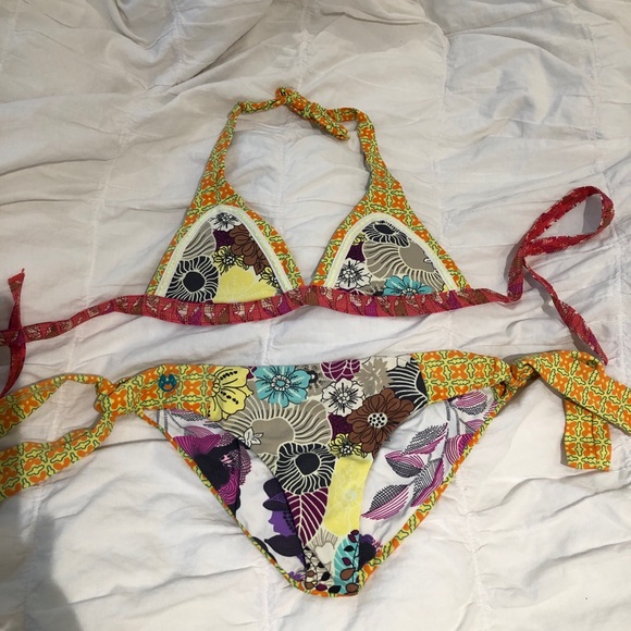 Maaji Yellow Reversible Bikini - Picture 1 of 3
